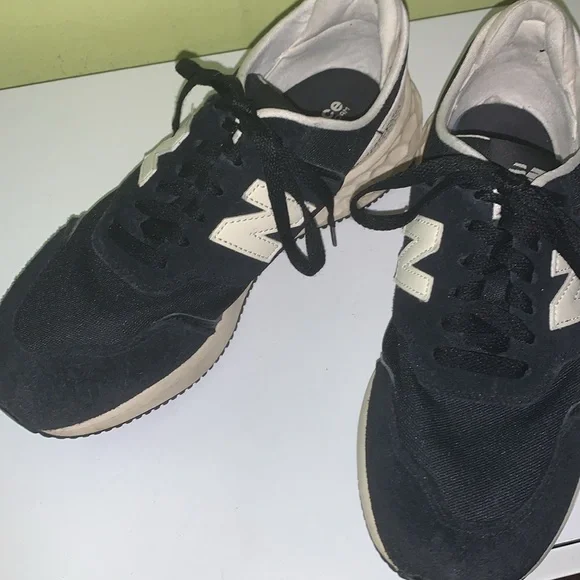 New Balance Athletic sneakers size 8 - Picture 5 of 12